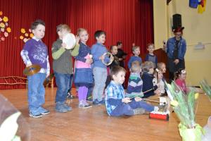 Praznovanje materinskega dne v Bočni 4